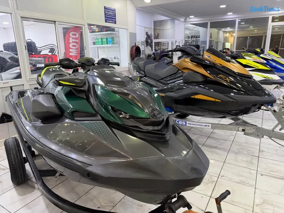 Image 7 de l'annonce À vendre  JETSKI / Quad 