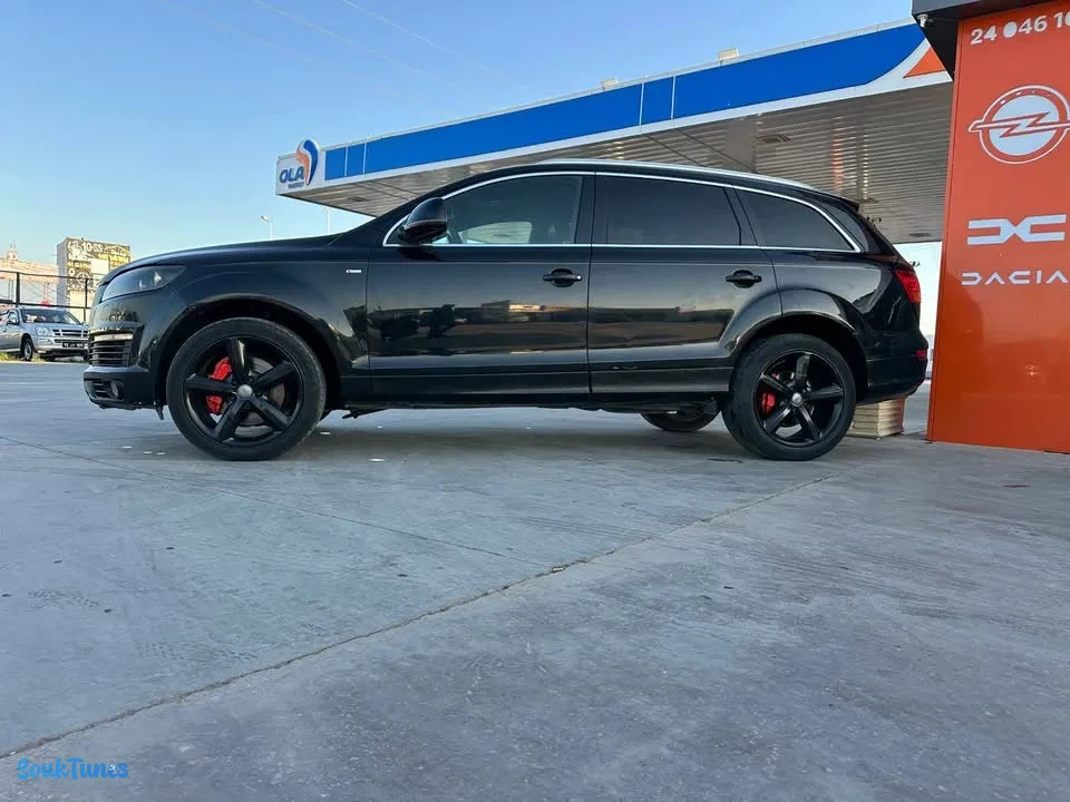 Image 8 de l'annonce Audi Q7 s line TDi 🤷‍♂️45 000 TND