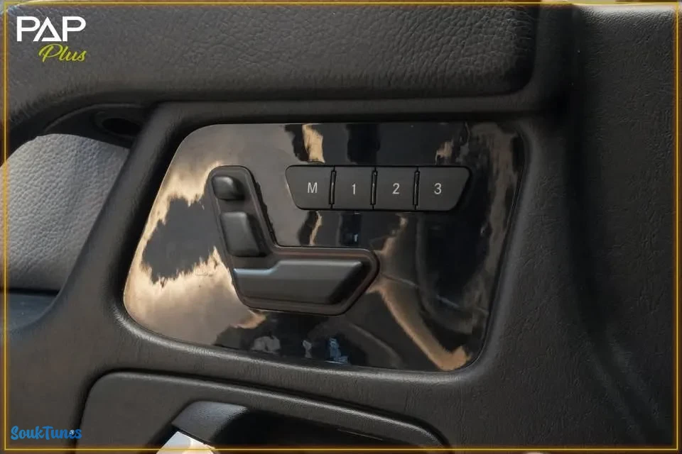 Image 9 de l'annonce  MERCEDES-BENZ G350 