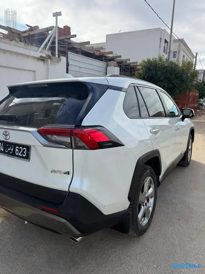 Image 5 de l'annonce Toyota Rav 4