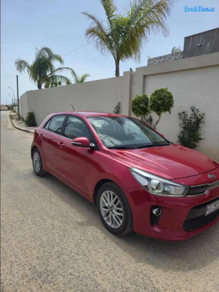 Image 2 de l'annonce 🚘 KIA RIO PRESTIGE 2019 toutes options🚘