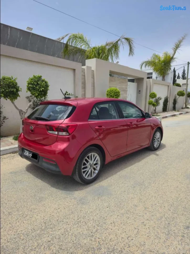 Image 4 de l'annonce 🚘 KIA RIO PRESTIGE 2019 toutes options🚘