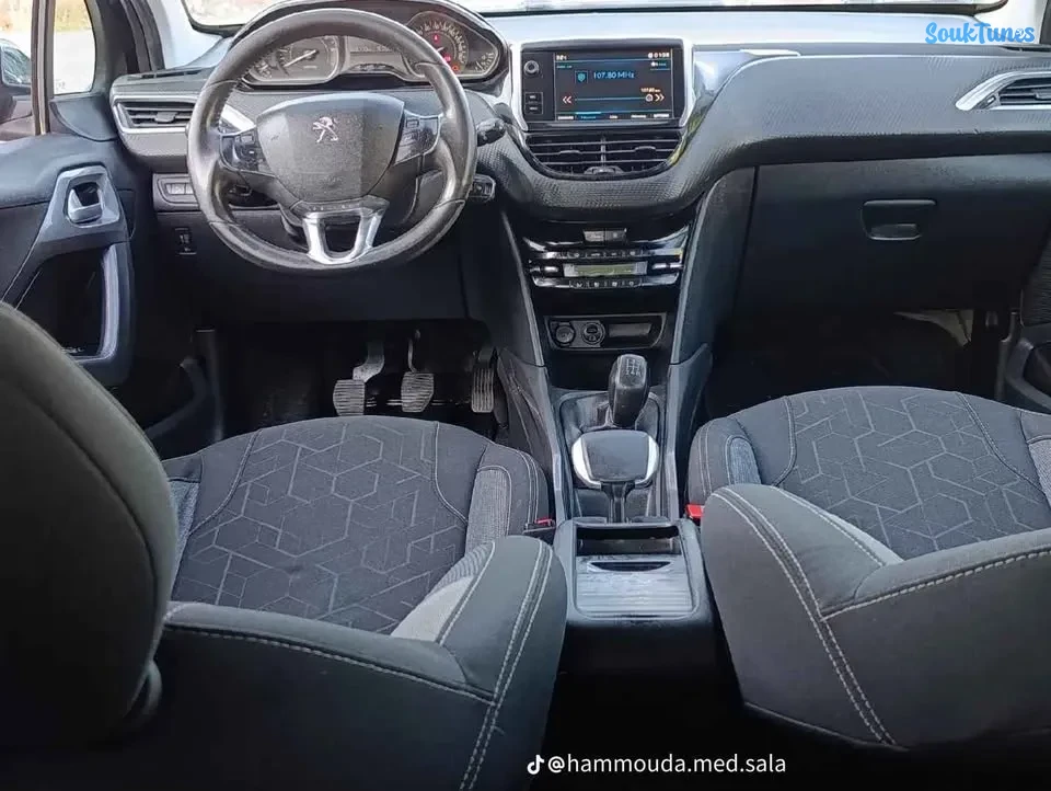 Image 5 de l'annonce Peugeot 2008