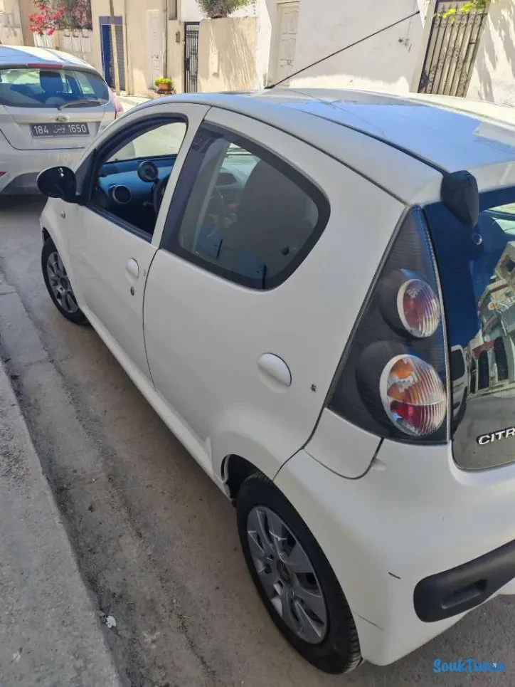 Image 5 de l'annonce Citroën C1 en excellent état, 4cv, 3 cylindres,