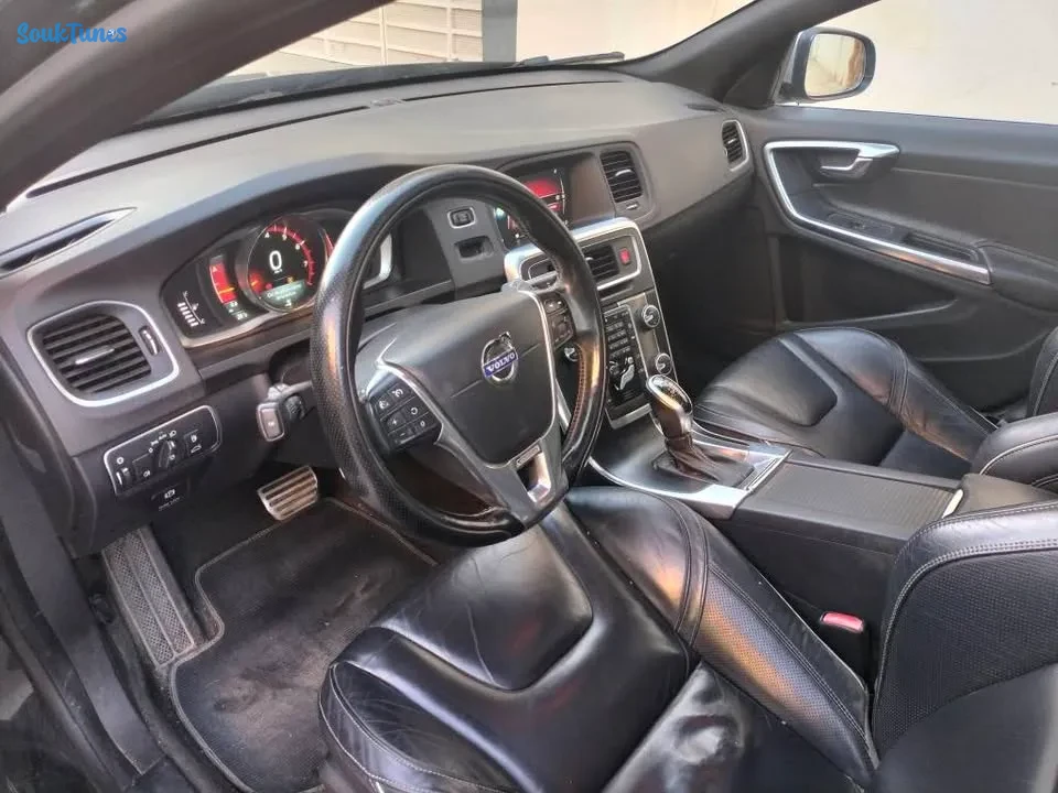 Image 10 de l'annonce Volvo S60 Rdesign restylée