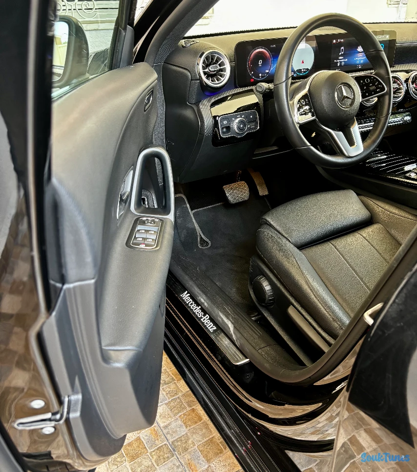 Image 7 de l'annonce Mercedes Benz A250e