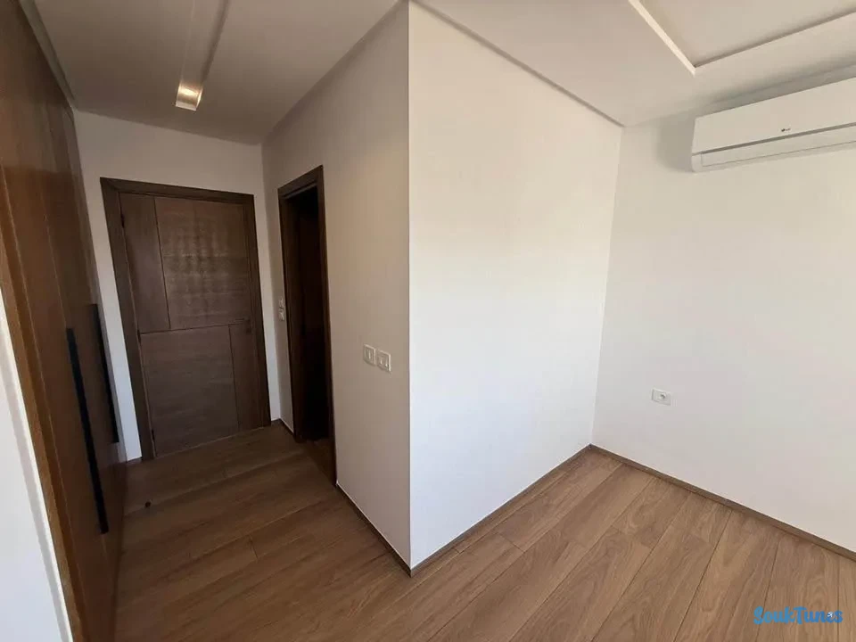 Image 5 de l'annonce 🏡 À Louer – S+2 Neuf à Jardin de Carthage