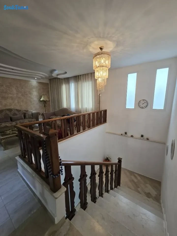 Image 6 de l'annonce Duplex a vendre au centre ville kelibia