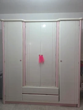 Image principale de l'annonce Vente chambre fille (Lit+ garderobe)