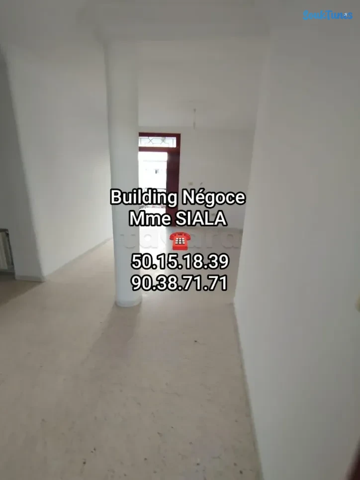 Image 6 de l'annonce Ennasr 2 à Louer spacieux Étage de villa S+4