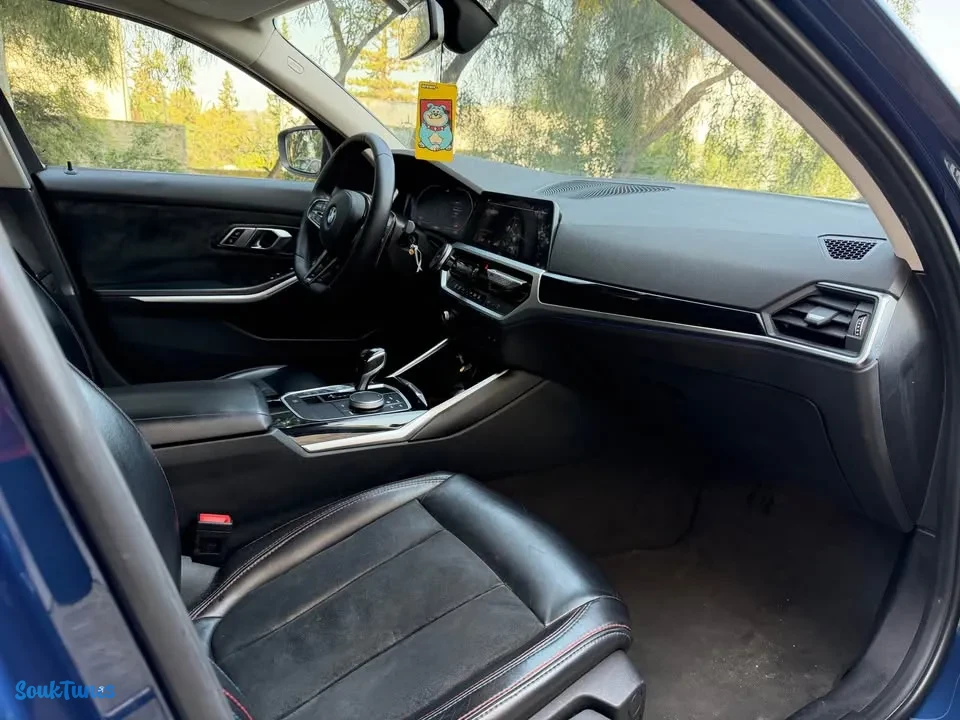 Image 9 de l'annonce BMW 320
