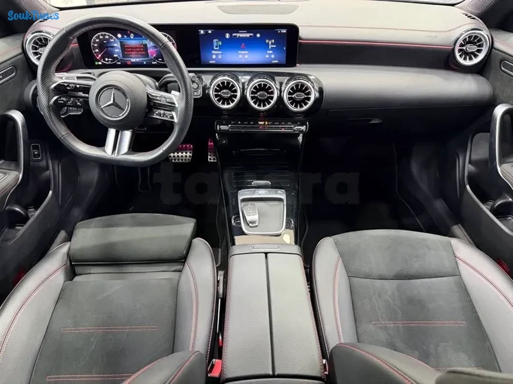 Image 8 de l'annonce Mercedes CLA 200 Package AMG