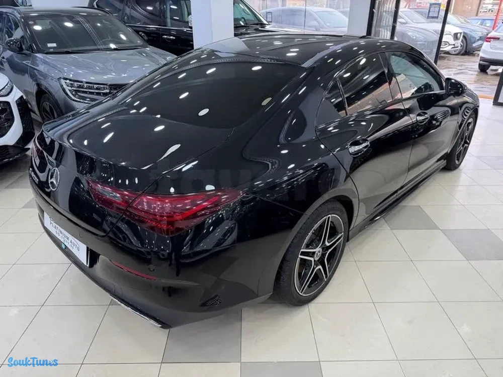 Image 5 de l'annonce Mercedes CLA 200 Package AMG