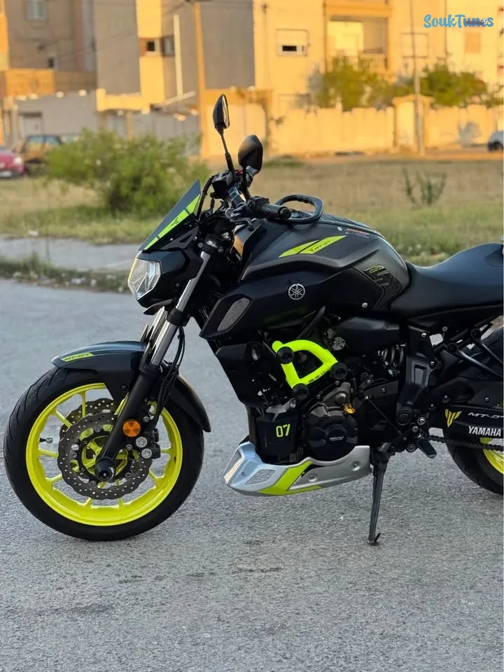 Image 6 de l'annonce YAMAHA MT07😍