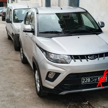 Image principale de l'annonce À vendre mahindra kuv 100 💰 25 500 TND
