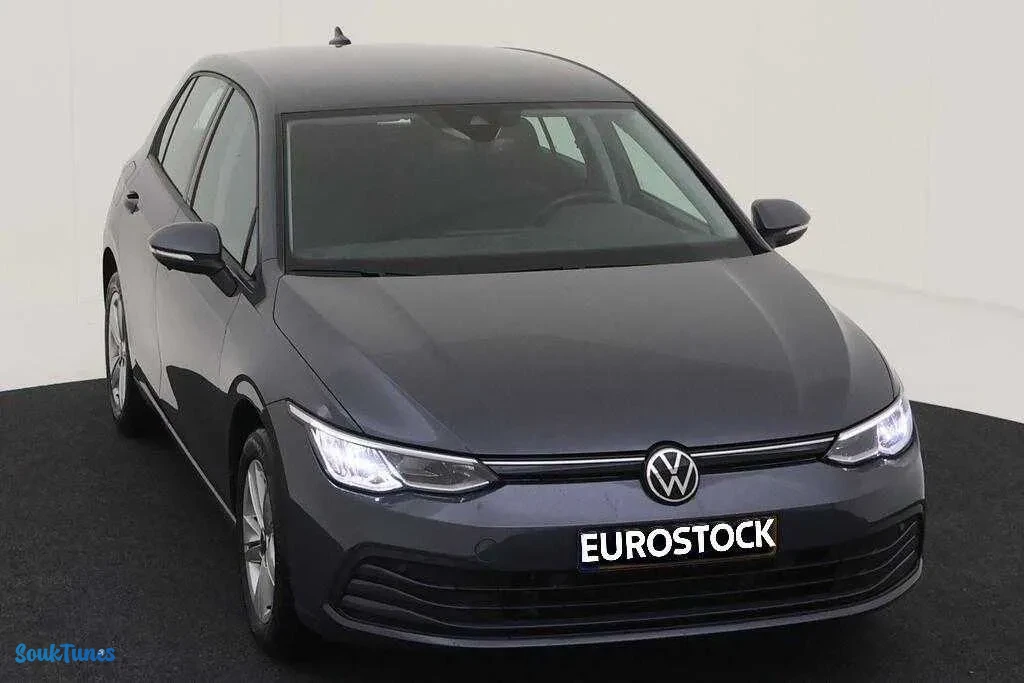 Image 7 de l'annonce Golf 8 essense