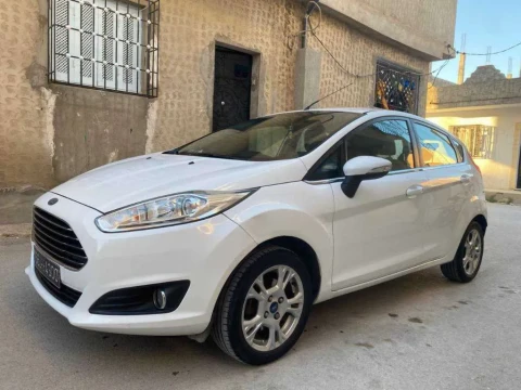 Image principale de l'annonce Ford fiestaTitanium 4 cylin