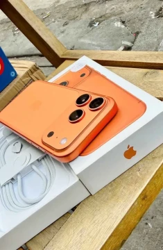 Image principale de l'annonce  iPhone 17 pro max Super king 650 DT