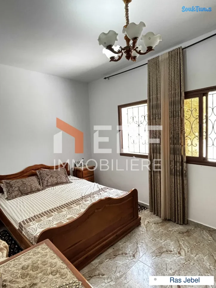 Image 4 de l'annonce Belle maison en Duplex à Ras Jebel