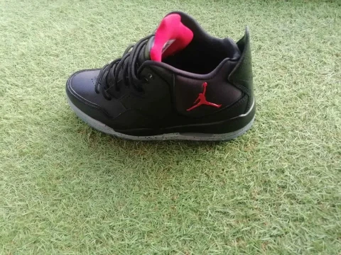 Image principale de l'annonce jordan courtside 23 importé 450 TND