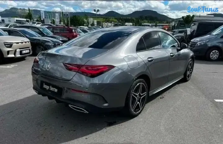 Image 5 de l'annonce Mercedes cla 250 E e AMG