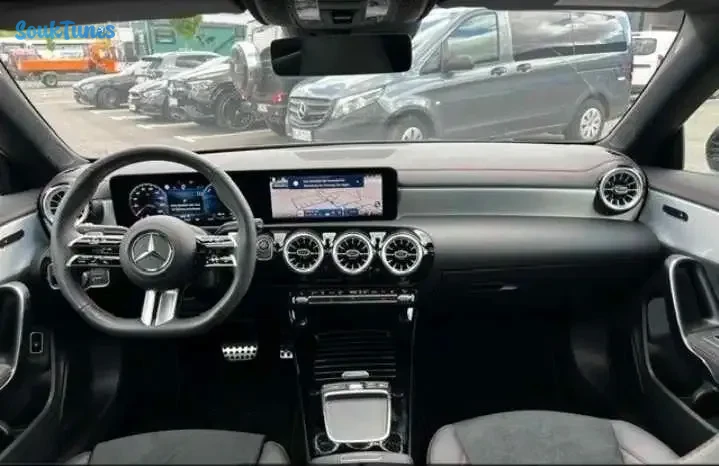Image 9 de l'annonce Mercedes cla 250 E e AMG