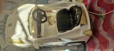Image principale de l'annonce Voiture pour enfants 