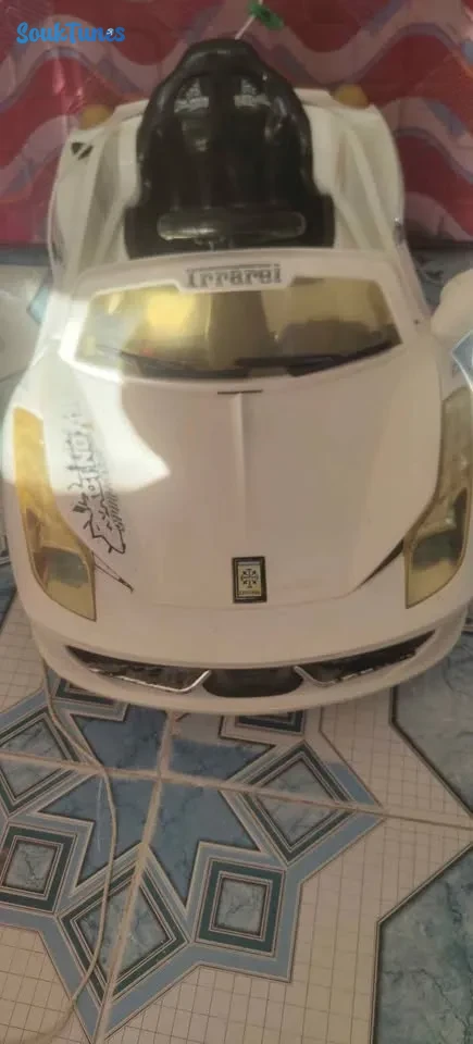 Image 4 de l'annonce Voiture pour enfants 
