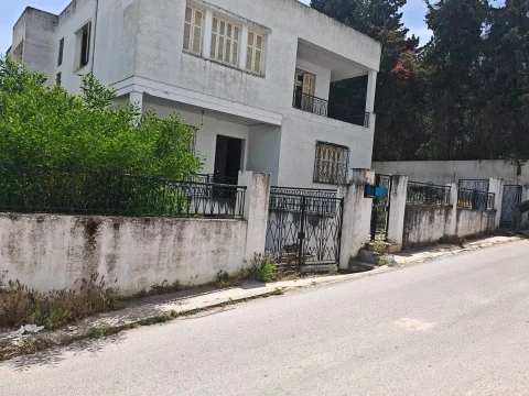 Image principale de l'annonce Villa  en zone Manar