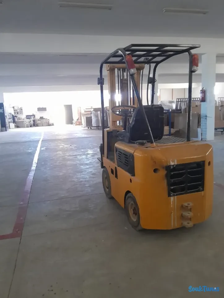 Image 6 de l'annonce Chariot Elévateur OM 💰6.900.000 TND