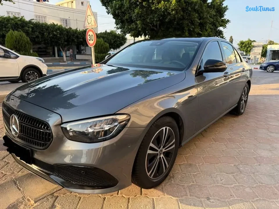 Image 9 de l'annonce MERCEDES E200 d