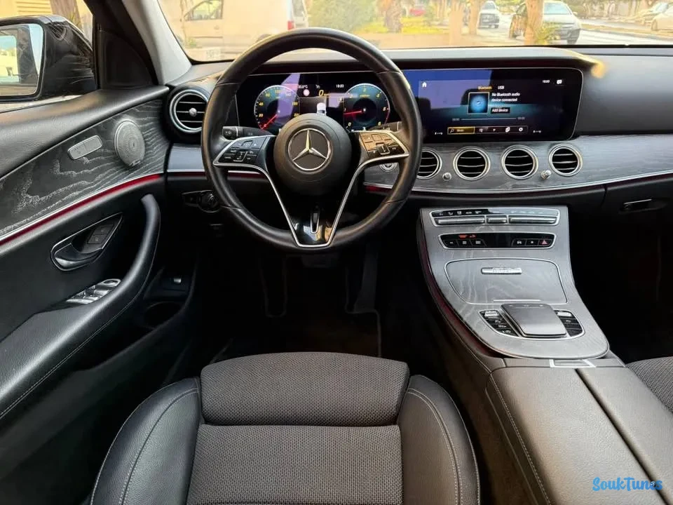 Image 6 de l'annonce MERCEDES E200 d