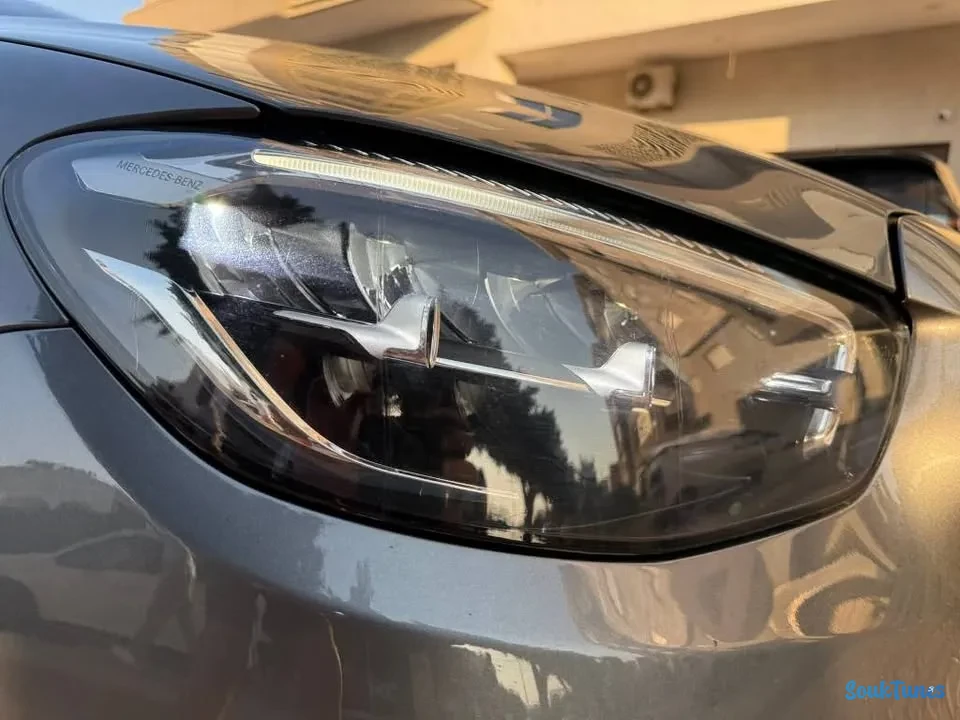 Image 8 de l'annonce MERCEDES E200 d