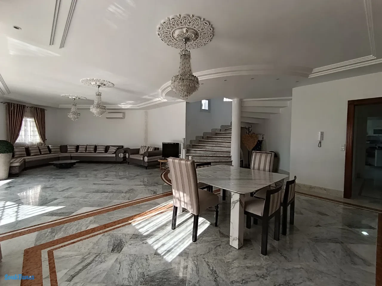 Image 12 de l'annonce Une villa de maitre à plage Beni Khiar