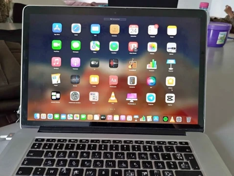 Image principale de l'annonce Pc MacBook Pro 🤷‍♂️ 850 TND