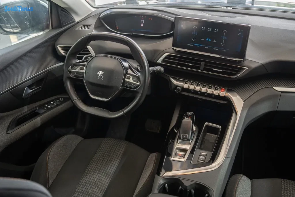 Image 8 de l'annonce PEUGEOT 5008 ALLURE