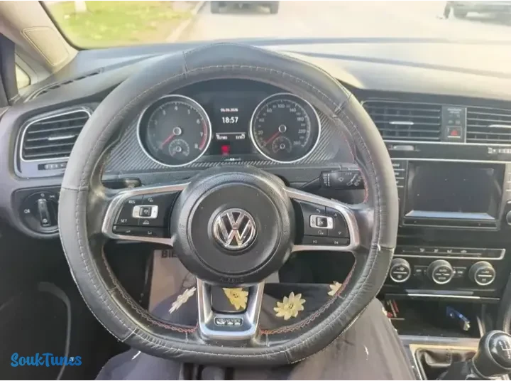 Image 4 de l'annonce VW Golf 7 GTI Grise, 1ère main, Très Bon État