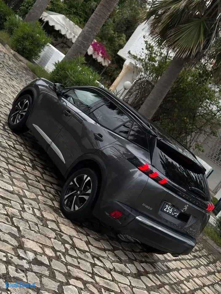 Image 4 de l'annonce Peugeot 2008 Gtline ehdi 6CV- 68000 DT