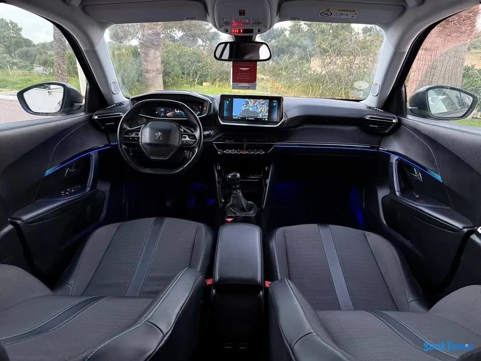 Image 20 de l'annonce Peugeot 2008 Gtline ehdi 6CV- 68000 DT