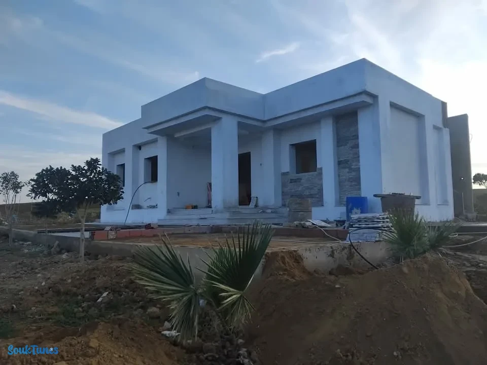Image 8 de l'annonce Terrain 4000 m avec maison nouvellement bâtie