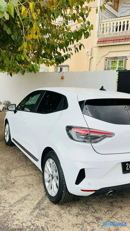 Image 4 de l'annonce Clio 5 sous leasing 20 000 TND  