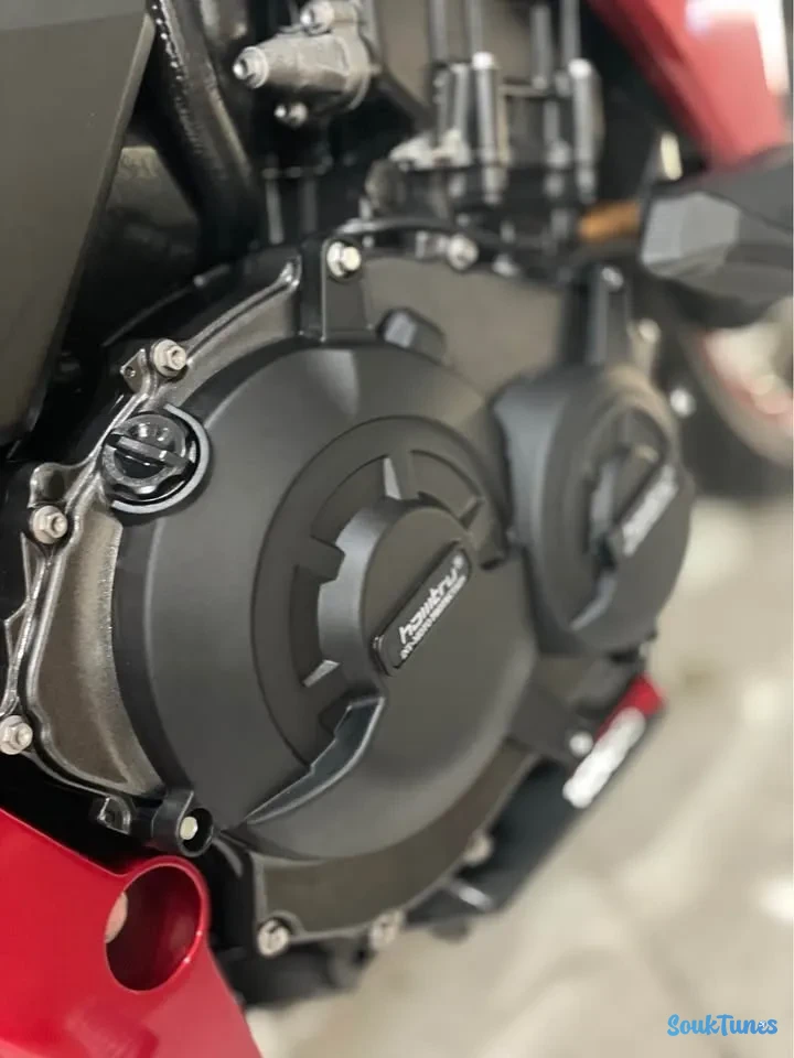 Image 4 de l'annonce Honda cb1000r 2010 abs carte grise tunsienne