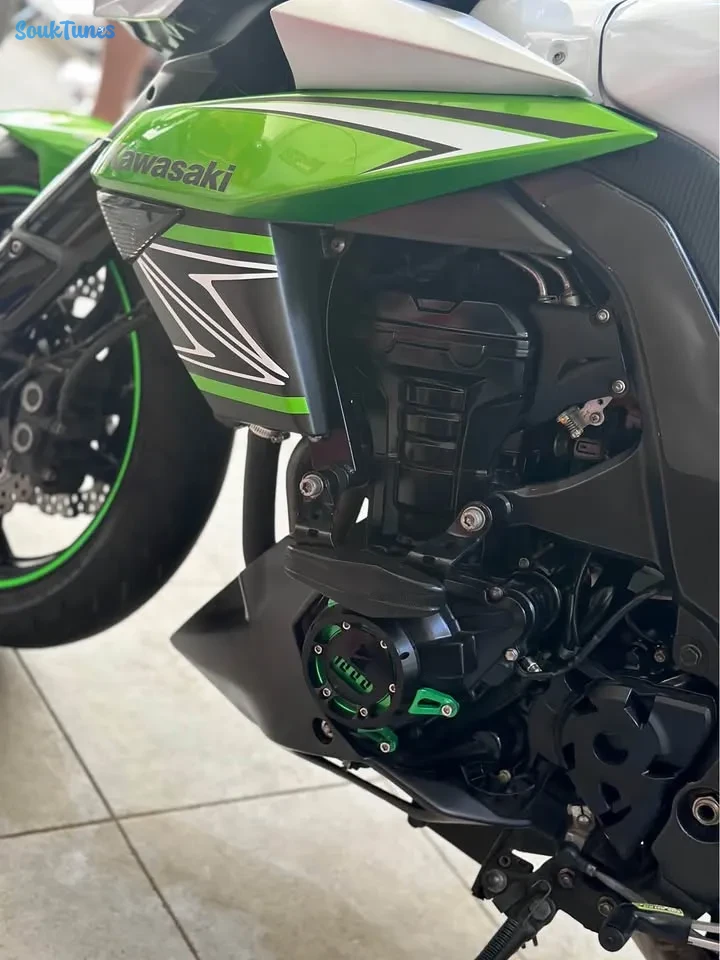 Image 8 de l'annonce AV Z1000 samurai Abs série 51*** 🖤💚🤍 33 500 TND