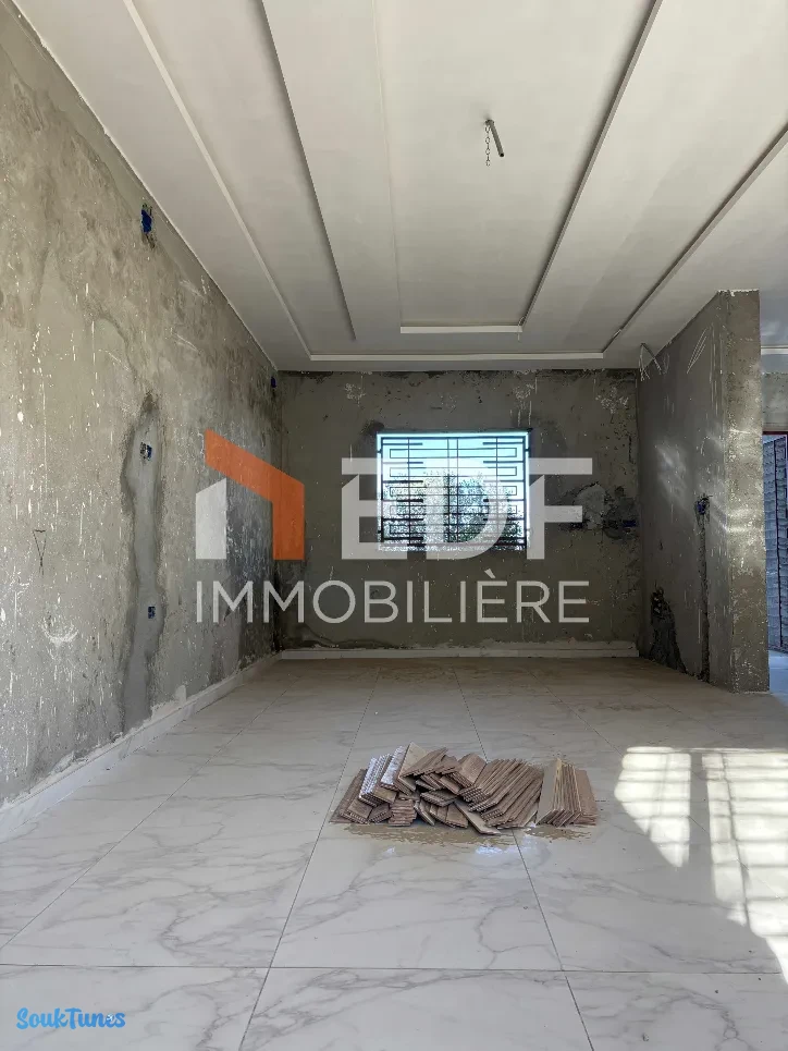 Image 11 de l'annonce Villa R+2 avec vue mer panoramique à Sounine