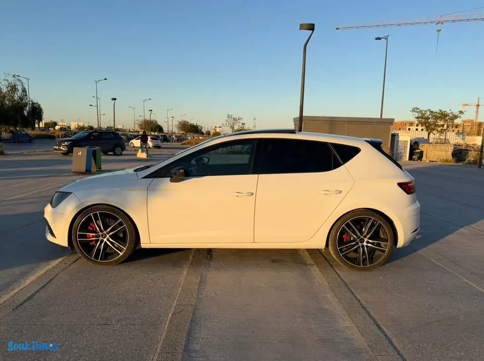 Image 7 de l'annonce Seat Leon Cupra - 98 TND