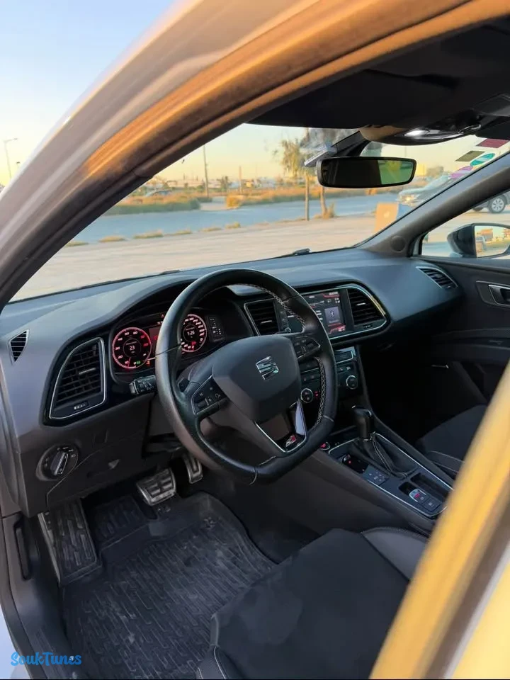 Image 10 de l'annonce Seat Leon Cupra - 98 TND