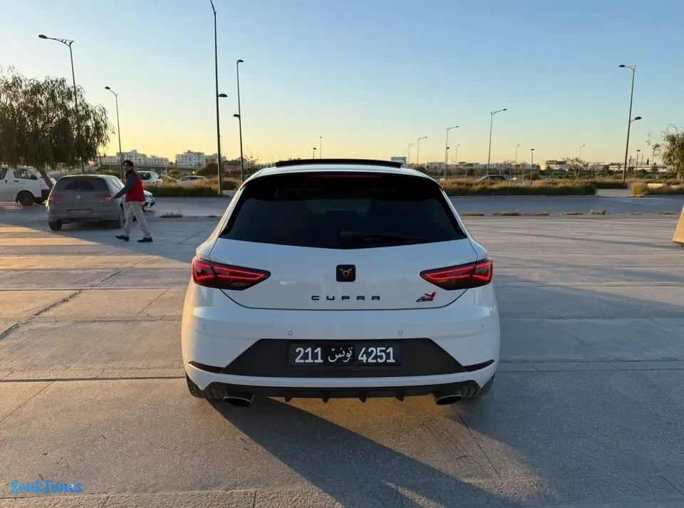 Image 5 de l'annonce Seat Leon Cupra - 98 TND