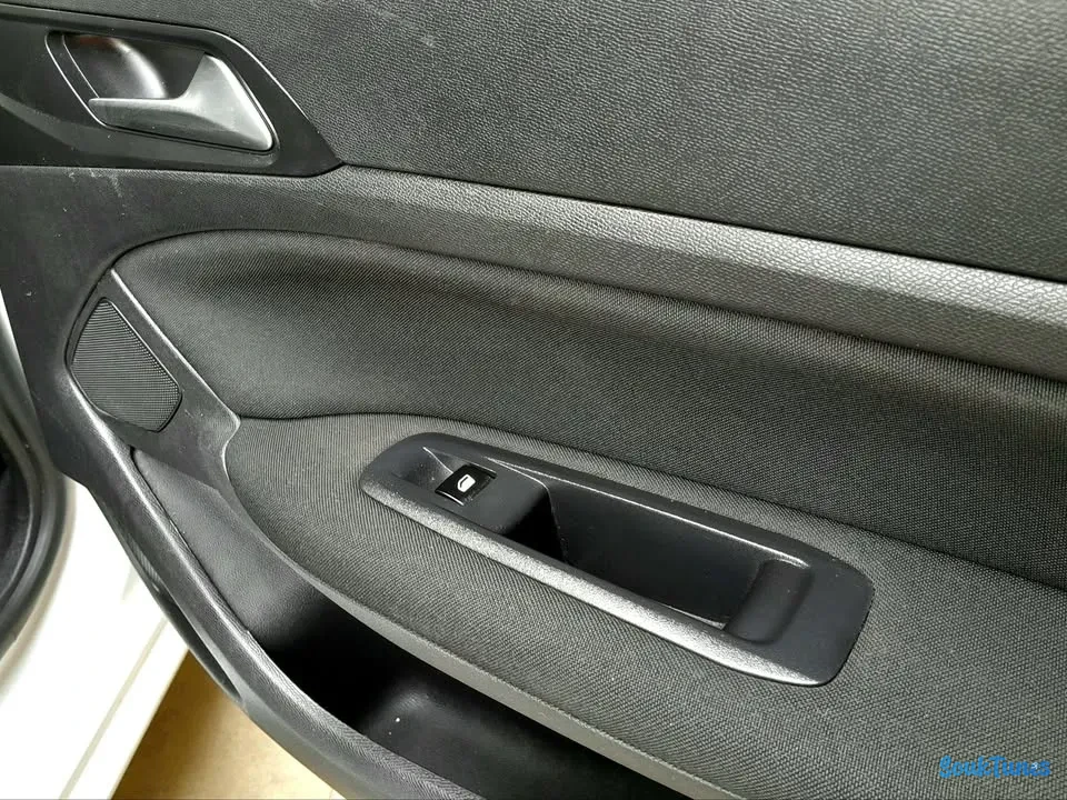 Image 9 de l'annonce Peugeot 308 1er main importer