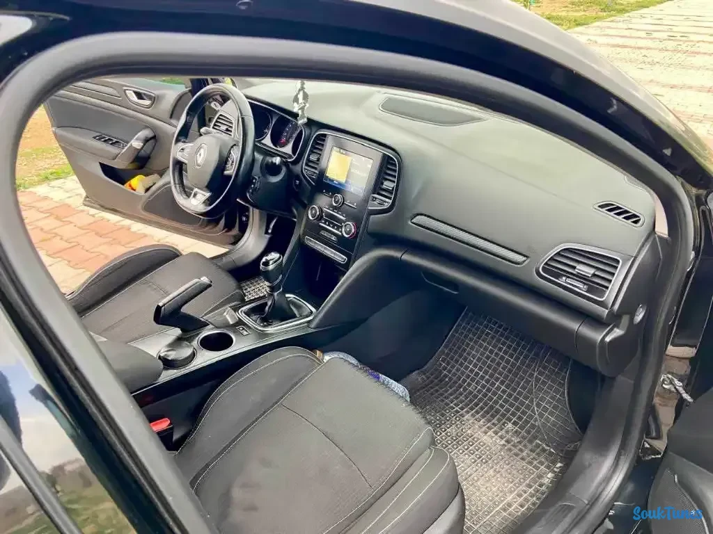 Image 10 de l'annonce Mégane 4 🇫🇷 sedan essence 42.800 TND