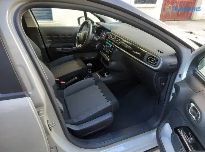 Image 10 de l'annonce Citroën C3 2021 Gris 5 CV - Medina Jedida